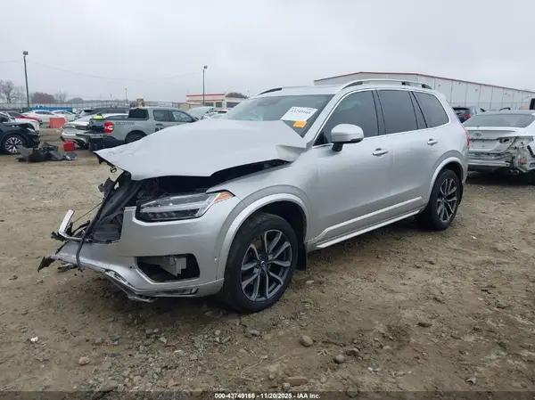 YV4A22PK6H1153695 2017 VOLVO XC90 - Image 2