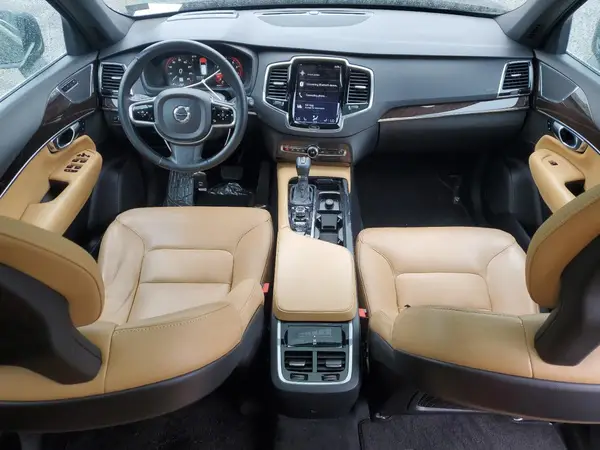 YV4A22PK6H1157035 2017 VOLVO XC90 - Image 8