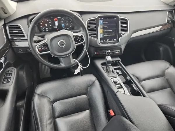 YV4A22PK6H1183165 2017 VOLVO XC90 - Image 8