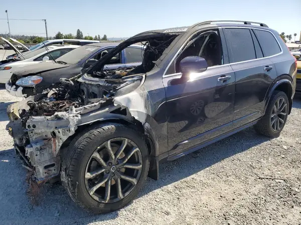 YV4A22PK6H1185532 2017 VOLVO XC90 - Image 1