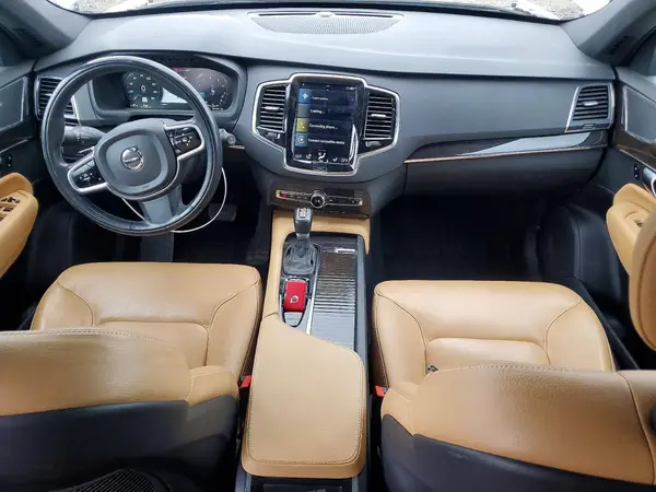 YV4A22PK6J1205493 2018 VOLVO XC90 - Image 8