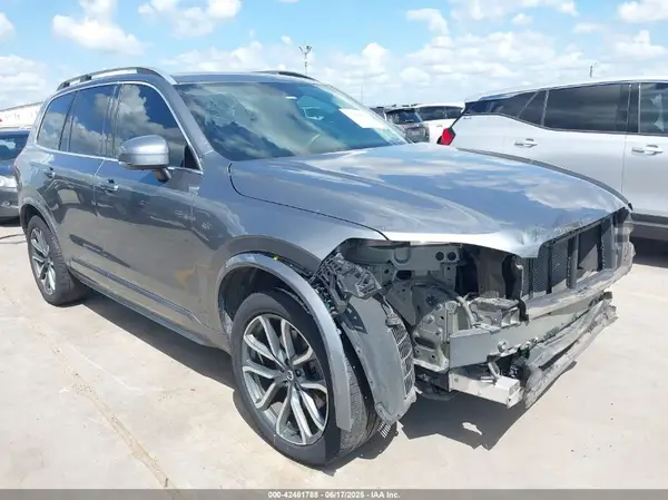 YV4A22PK6J1212864 2018 VOLVO XC90 - Image 1