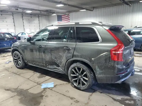 YV4A22PK6J1355071 2018 VOLVO XC90 - Image 2