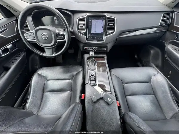 YV4A22PK6J1358472 2018 VOLVO XC90 - Image 8