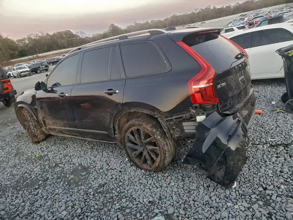YV4A22PK6J1369858 2018 VOLVO XC90 - Image 2