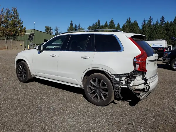 YV4A22PK6J1388765 2018 VOLVO XC90 - Image 2