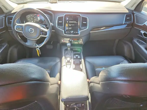 YV4A22PK6K1433737 2019 VOLVO XC90 - Image 8