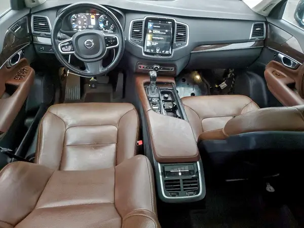 YV4A22PK6K1513412 2019 VOLVO XC90 - Image 8