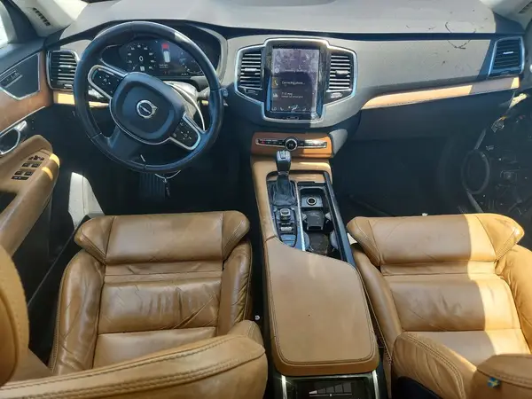 YV4A22PK7G1029563 2016 VOLVO XC90 - Image 8
