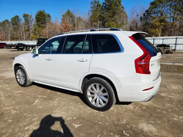 YV4A22PK7G1034715 2016 VOLVO XC90 - Image 2