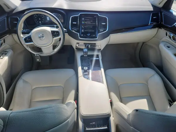 YV4A22PK7G1034987 2016 VOLVO XC90 - Image 8