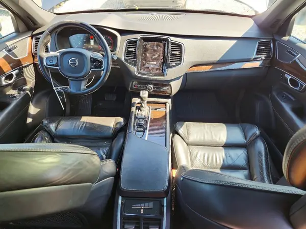 YV4A22PK7G1042765 2016 VOLVO XC90 - Image 8