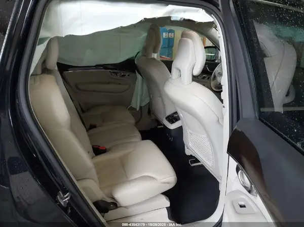YV4A22PK7G1061266 2016 VOLVO XC90 - Image 8