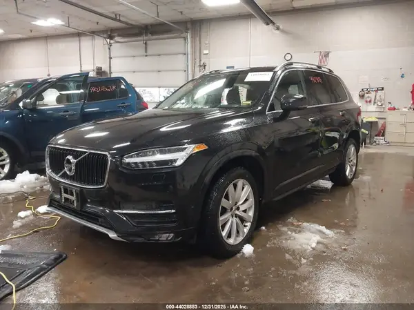 YV4A22PK7G1067228 2016 VOLVO XC90 - Image 2