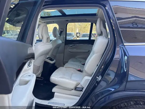 YV4A22PK7G1076723 2016 VOLVO XC90 - Image 8