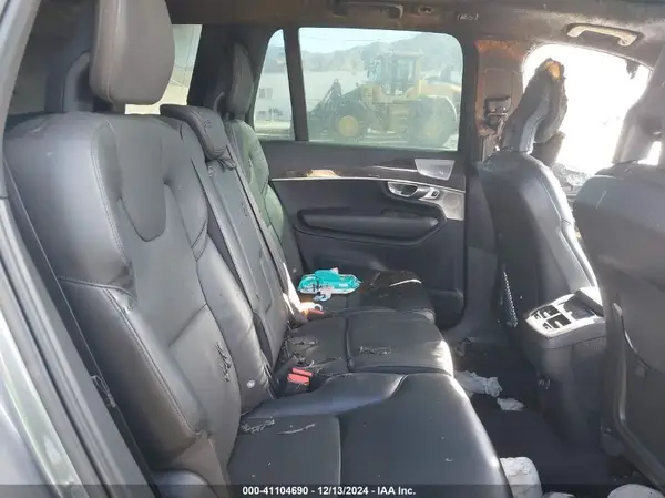 YV4A22PK7G1077256 2016 VOLVO XC90 - Image 8