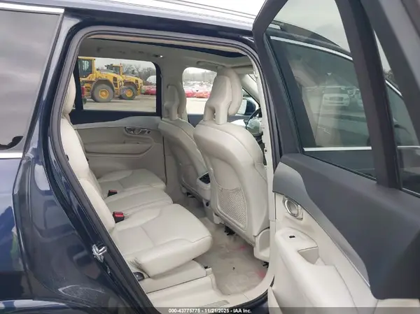 YV4A22PK7G1090993 2016 VOLVO XC90 - Image 8