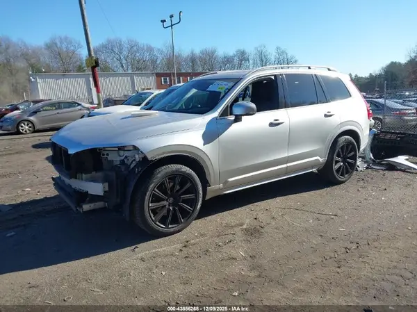 YV4A22PK7G1094817 2016 VOLVO XC90 - Image 2