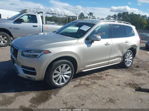 YV4A22PK7H1106501 2017 VOLVO XC90 - Image 2