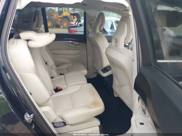 YV4A22PK7H1155147 2017 VOLVO XC90 - Image 8