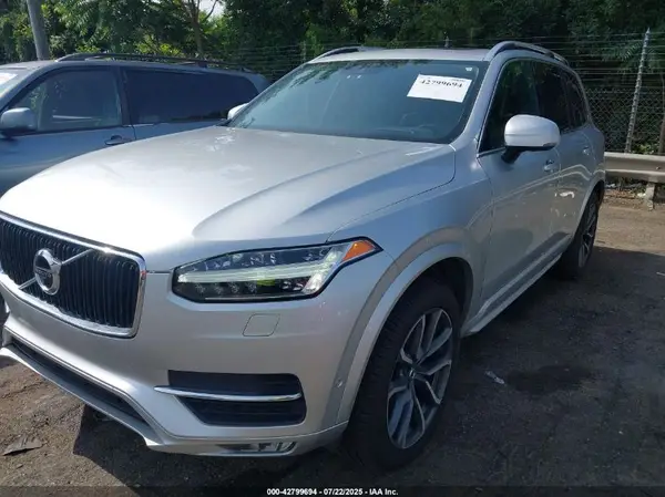 YV4A22PK7H1157061 2017 VOLVO XC90 - Image 2