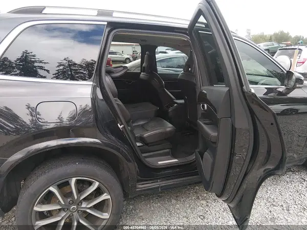 YV4A22PK7H1167783 2017 VOLVO XC90 - Image 8