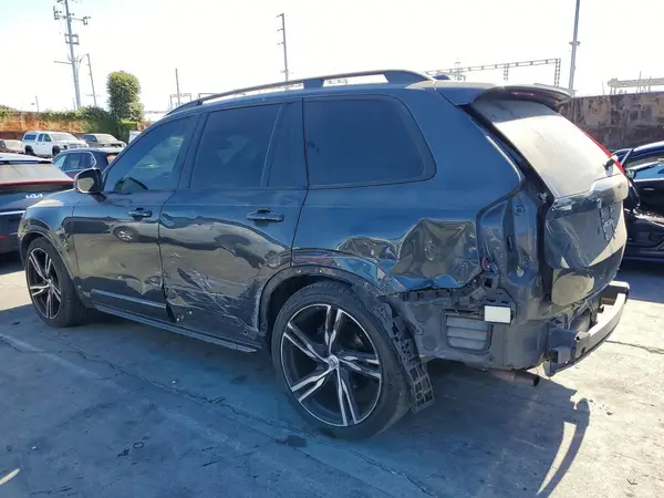 YV4A22PK7H1178959 2017 VOLVO XC90 - Image 2
