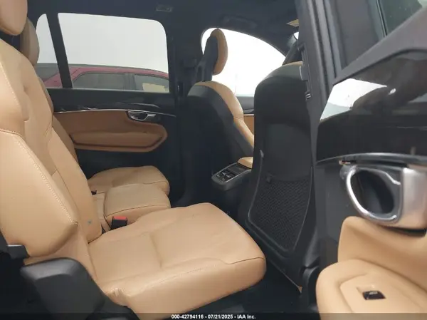 YV4A22PK7H1185782 2017 VOLVO XC90 - Image 8