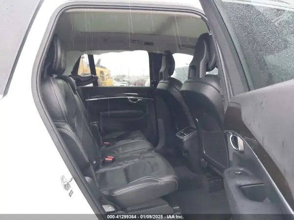 YV4A22PK7J1201579 2018 VOLVO XC90 - Image 8