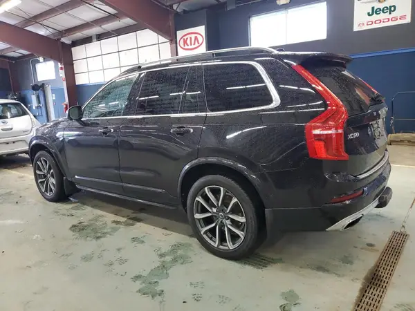YV4A22PK7J1218088 2018 VOLVO XC90 - Image 2