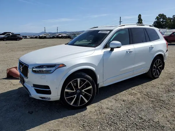 YV4A22PK7J1329580 2018 VOLVO XC90 - Image 1