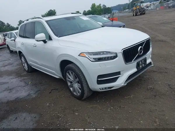 YV4A22PK7J1379850 2018 VOLVO XC90 - Image 1
