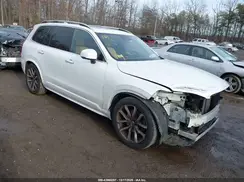 YV4A22PK7K1439644 2019 VOLVO XC90