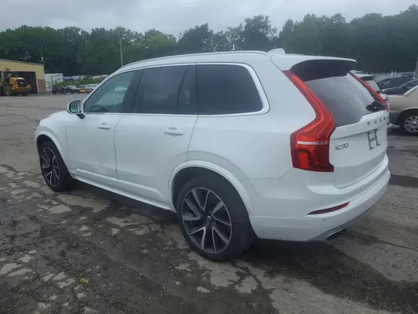 YV4A22PK7L1533461 2020 VOLVO XC90 - Image 2
