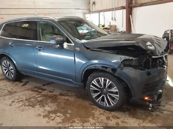 YV4A22PK7M1690005 2021 VOLVO XC90 - Image 1