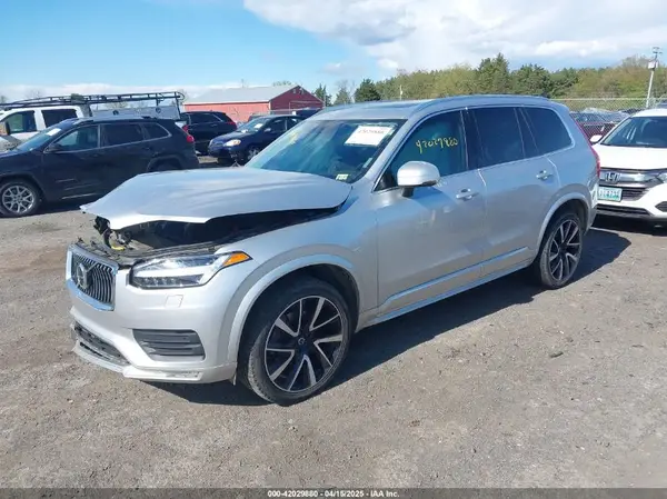 YV4A22PK7N1845461 2022 VOLVO XC90 - Image 2
