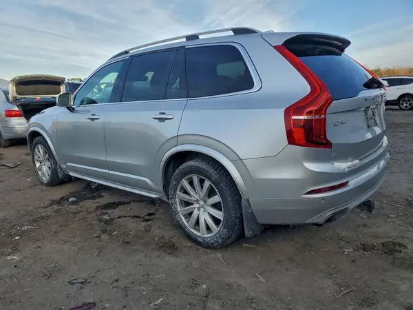 YV4A22PK8G1013226 2016 VOLVO XC90 - Image 2