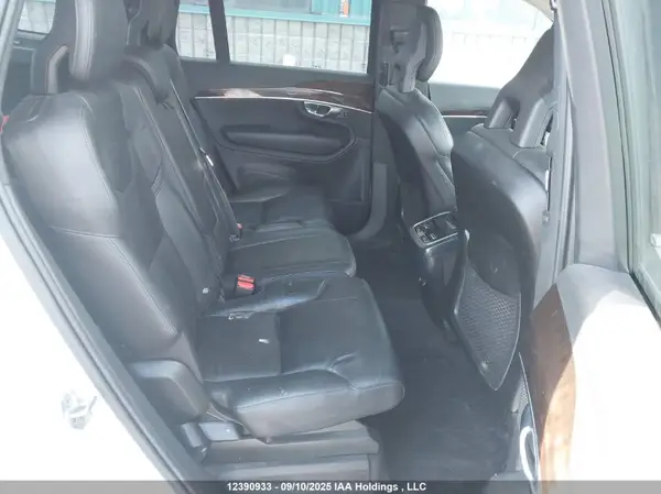 YV4A22PK8G1025599 2016 VOLVO XC90 - Image 8