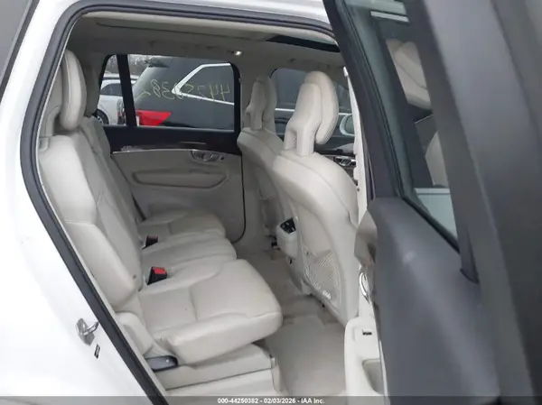YV4A22PK8G1026980 2016 VOLVO XC90 - Image 8