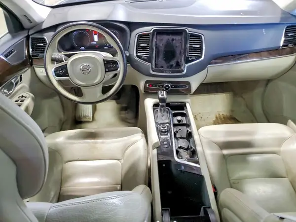 YV4A22PK8G1030608 2016 VOLVO XC90 - Image 8