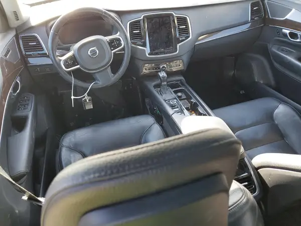 YV4A22PK8G1033119 2016 VOLVO XC90 - Image 8