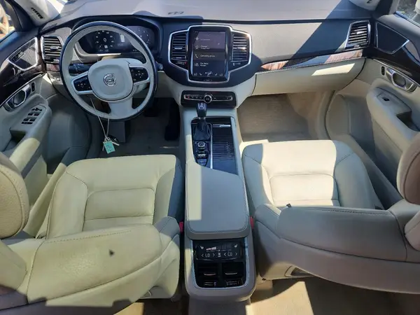 YV4A22PK8G1037140 2016 VOLVO XC90 - Image 8