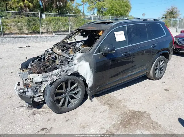YV4A22PK8G1045075 2016 VOLVO XC90 - Image 2
