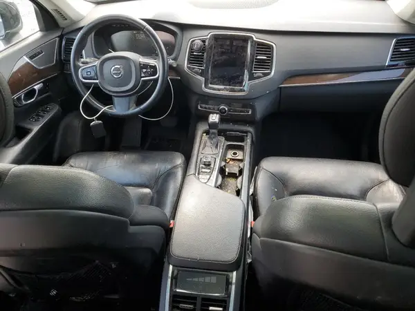 YV4A22PK8G1052284 2016 VOLVO XC90 - Image 8