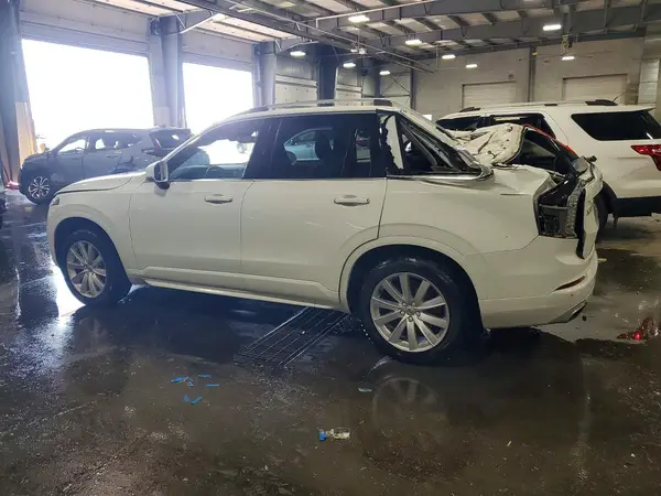 YV4A22PK8G1067979 2016 VOLVO XC90 - Image 2