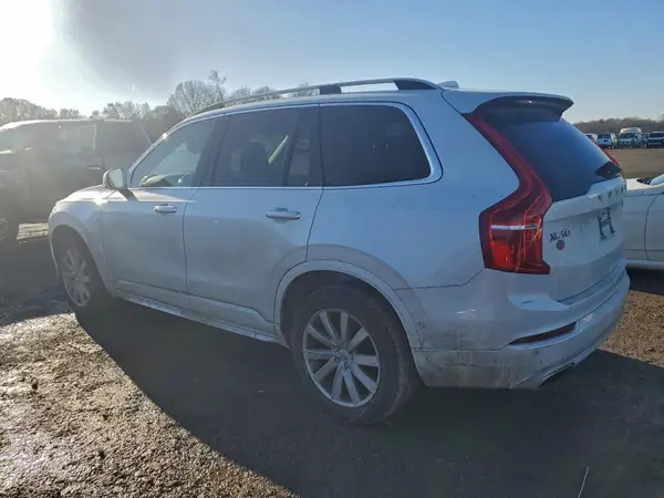 YV4A22PK8G1069540 2016 VOLVO XC90 - Image 2