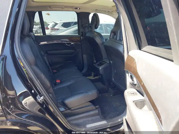 YV4A22PK8G1069943 2016 VOLVO XC90 - Image 8