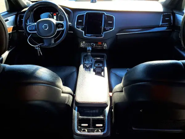 YV4A22PK8G1072776 2016 VOLVO XC90 - Image 8