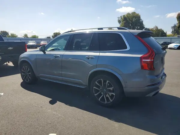 YV4A22PK8H1105194 2017 VOLVO XC90 - Image 2