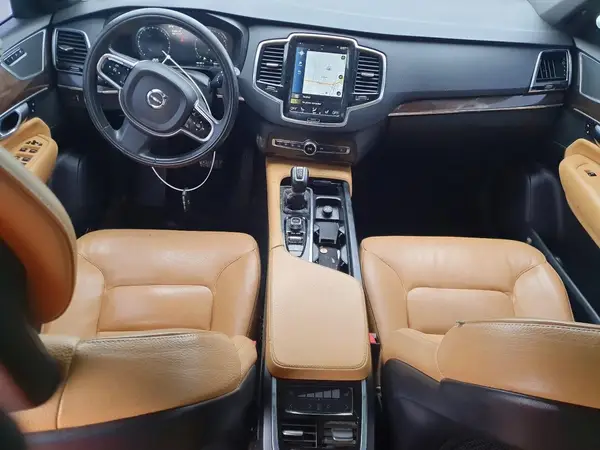 YV4A22PK8H1116597 2017 VOLVO XC90 - Image 8